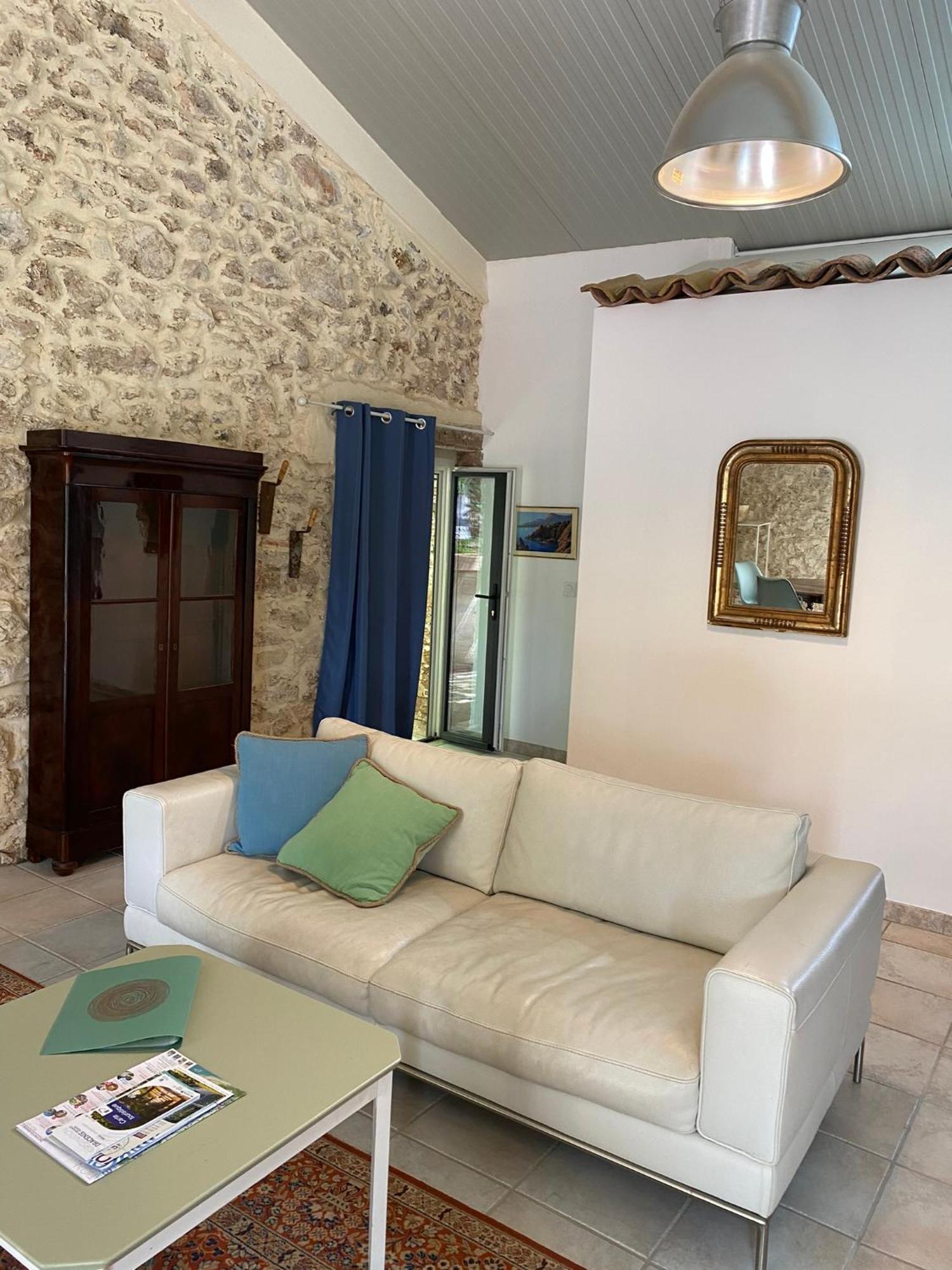 Apartment L'usine En Provence Salernes